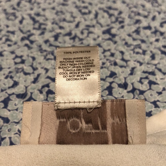 Anne Taylor LOFT White Bejeweled Collared Button-down Tank Size: SP - Picture 5 of 5